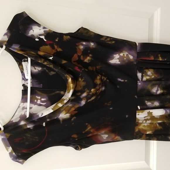 Calvin Klein Size 4 Sleeveless Dress Final Price - Picture 2 of 13